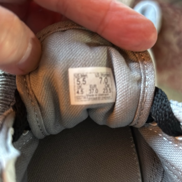 Vans Women’s Ribbed Knit Gray Size 7 - Picture 6 of 6